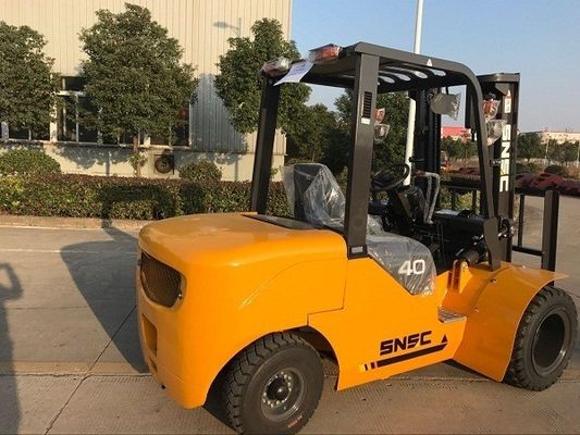 صناعة المعدات الأولية 4 طن الديزل الشاحنة الشوكية SNSC الديزل شاحنة الرفع 2 مرحلة الصاري