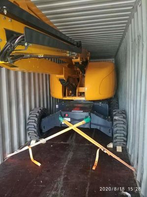 16m 18m الكهربائية المفصلة برم رفع 230kgs المفصلة مقص رفع
